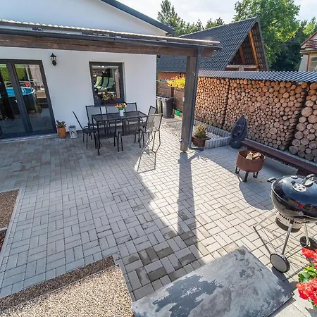 House Adonis * Bystrice (Central Bohemian)