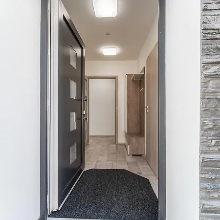 Сasa de vacaciones House Adonis *