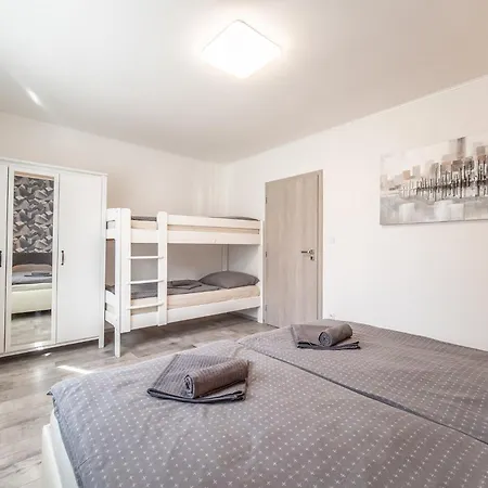 House Adonis Сasa de vacaciones Bystřice