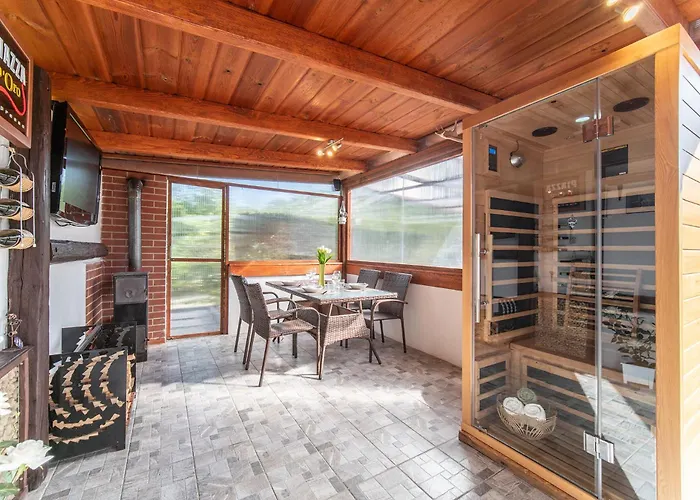 펜션 House Adonis *